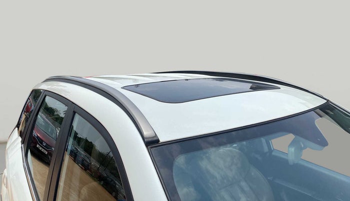 2020 Mahindra XUV500 W11 AT, Diesel, Automatic, 59,594 km, Roof