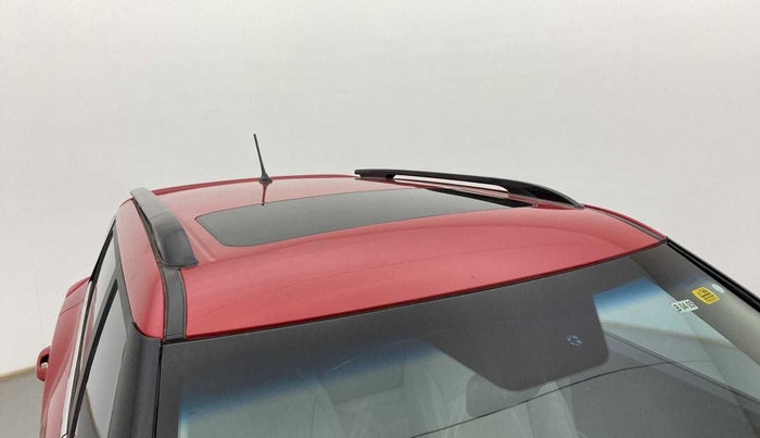 2021 Mahindra XUV300 W8 (O) 1.5 DIESEL, Diesel, Manual, 38,401 km, Roof