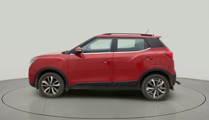 2021 Mahindra XUV300 W8 (O) 1.5 DIESEL, Diesel, Manual, 38,401 km, Left Side