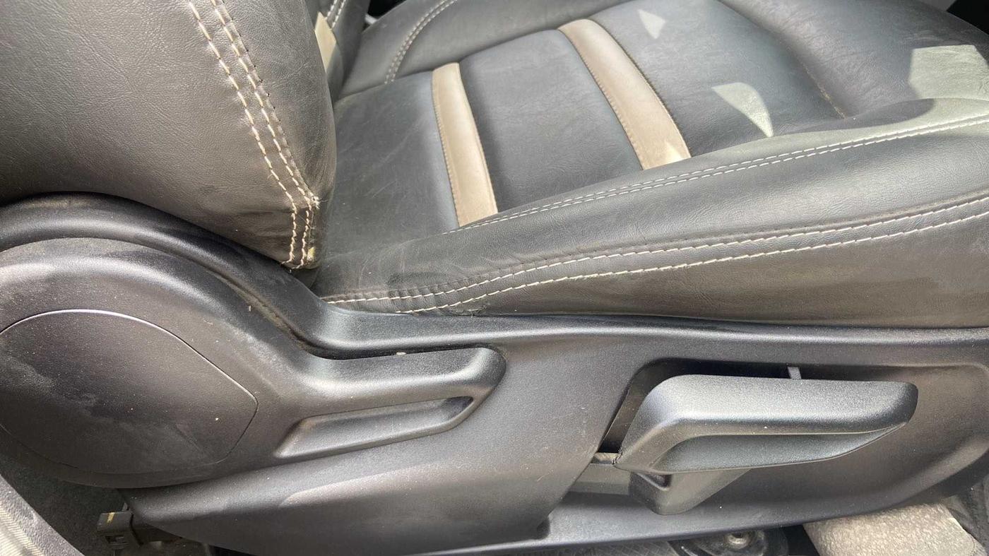 2022 Tata Tiago XT PETROL, Petrol, Manual, 37,785 km, Driver Side Adjustment Panel