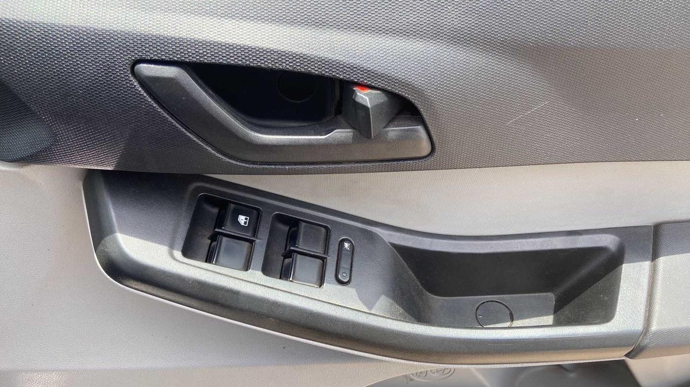 2022 Tata Tiago XT PETROL, Petrol, Manual, 37,785 km, Driver Side Door Panels Control