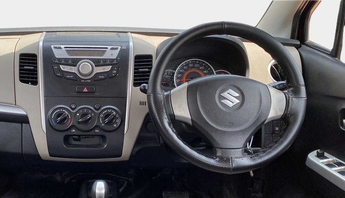 2016 Maruti Wagon R 1.0 VXI AMT, Petrol, Automatic, 38,333 km, Steering Wheel Close Up
