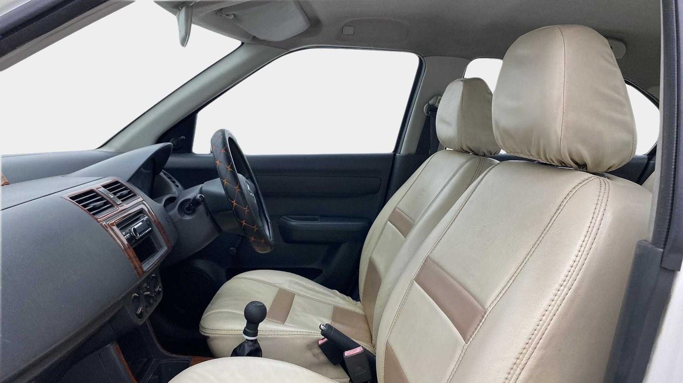 2011 Maruti Swift Dzire LXI, Petrol, Manual, 57,028 km, Right Side Front Door Cabin