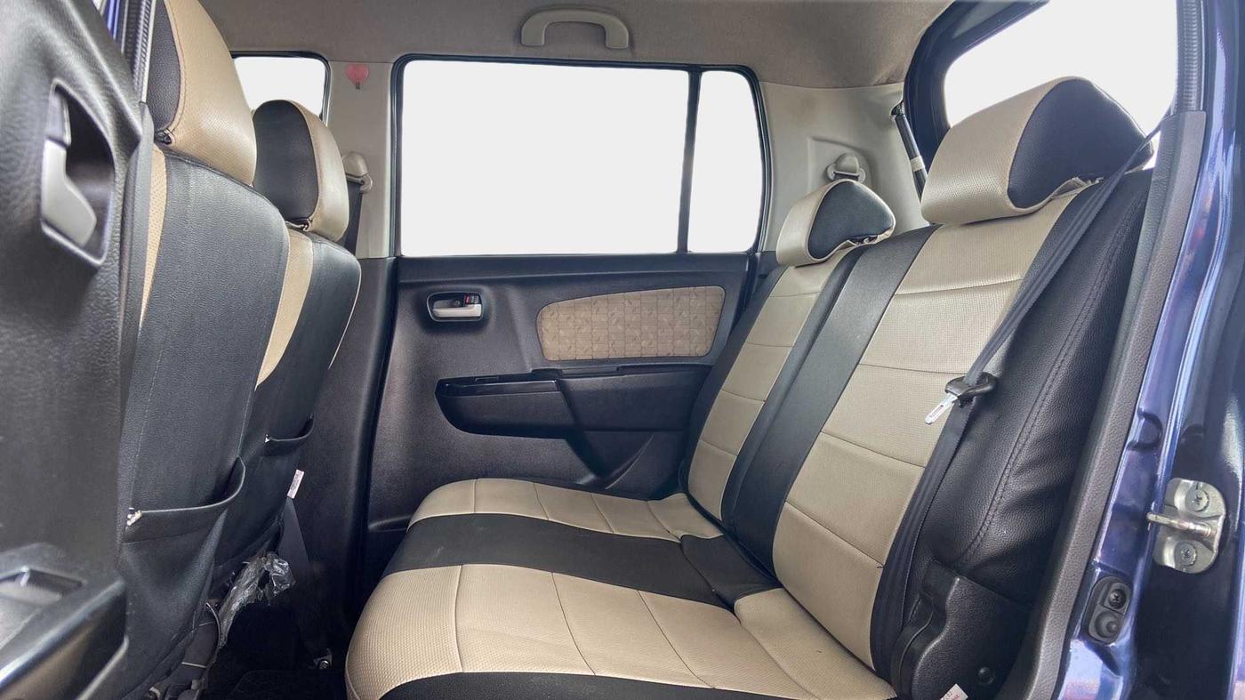 2017 Maruti Wagon R 1.0 VXI (O) AMT, Petrol, Automatic, 35,008 km, Right Side Rear Door Cabin