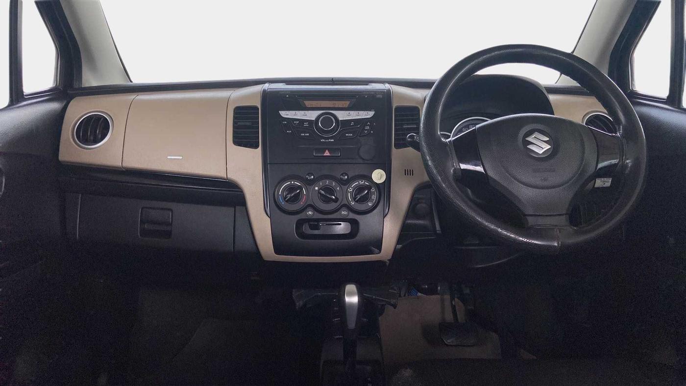 2017 Maruti Wagon R 1.0 VXI (O) AMT, Petrol, Automatic, 35,008 km, Dashboard