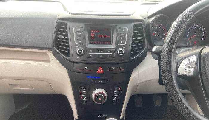 2022 Mahindra XUV300 W6 1.2 PETROL, Petrol, Manual, 14,549 km, Air Conditioner