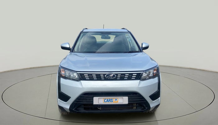 2022 Mahindra XUV300 W6 1.2 PETROL, Petrol, Manual, 14,549 km, Front