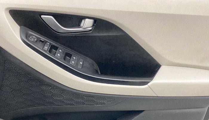 2020 Hyundai Creta S 1.5 PETROL, Petrol, Manual, 13,651 km, Driver Side Door Panels Control