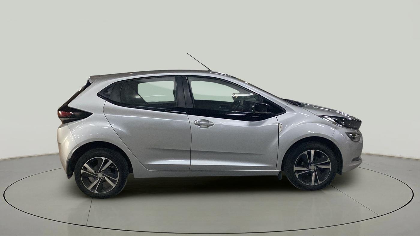 2020 Tata ALTROZ XZ PETROL, Petrol, Manual, 33,273 km, Right Side View