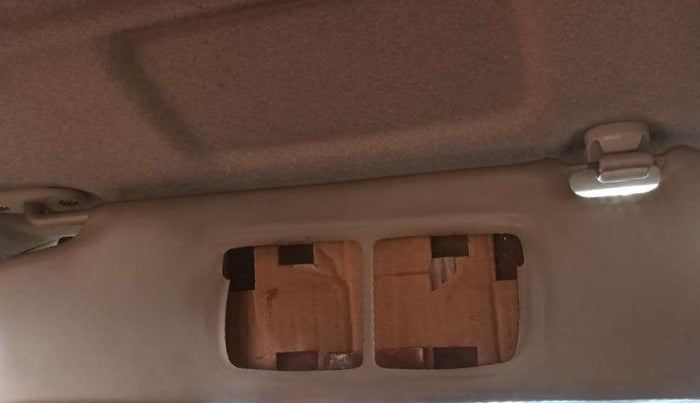 2013 Honda Brio S(O) AT, Petrol, Automatic, 51,814 km, Ceiling - Sun visor missing