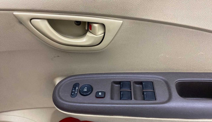 2013 Honda Brio S(O) AT, Petrol, Automatic, 51,814 km, Driver Side Door Panels Control