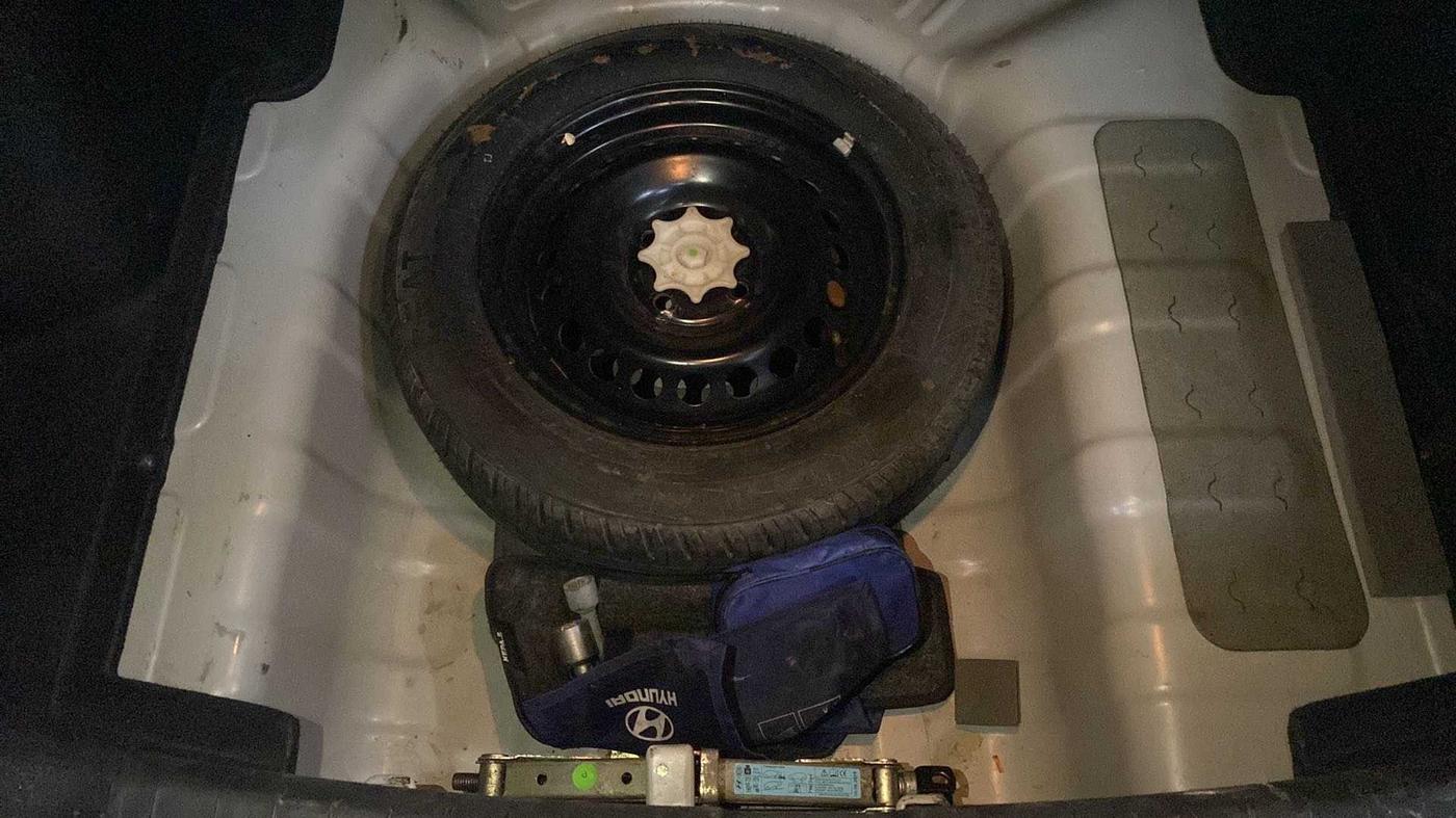 2015 Hyundai Xcent S 1.2, CNG, Manual, 89,031 km, Boot Inside