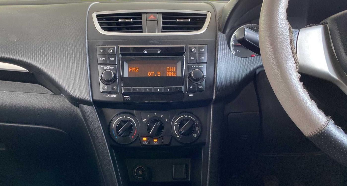 2016 Maruti Swift VXI, Petrol, Manual, 53,587 km, Air Conditioner