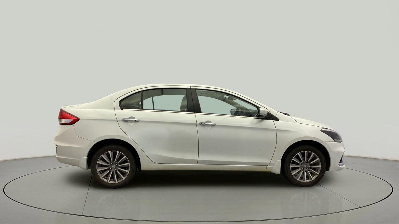 2018 Maruti Ciaz ALPHA 1.5 SHVS PETROL, Petrol, Manual, 25,397 km, Right Side View