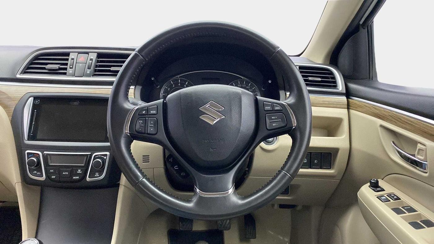 2018 Maruti Ciaz ALPHA 1.5 SHVS PETROL, Petrol, Manual, 25,397 km, Steering Wheel Close Up
