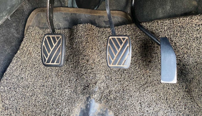 2016 Maruti Wagon R 1.0 VXI, Petrol, Manual, 36,847 km, Pedals