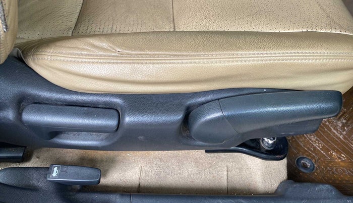 2018 Honda City 1.5L I-VTEC ZX CVT, Petrol, Automatic, 68,935 km, Driver Side Adjustment Panel