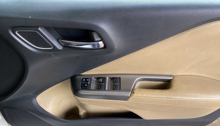 2018 Honda City 1.5L I-VTEC ZX CVT, Petrol, Automatic, 68,935 km, Driver Side Door Panels Control