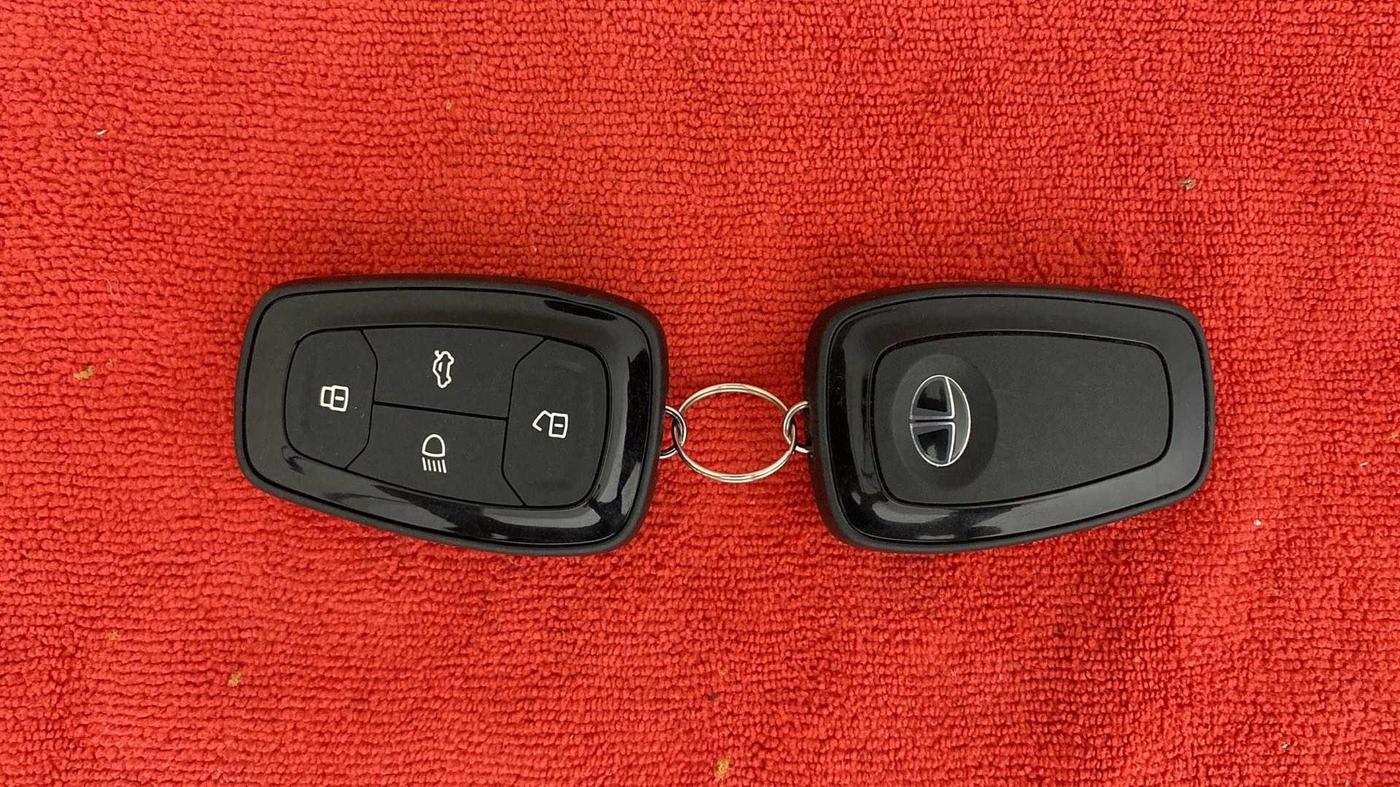 2023 Tata NEXON XZA PLUS PETROL, Petrol, Automatic, 13,154 km, Key Close Up