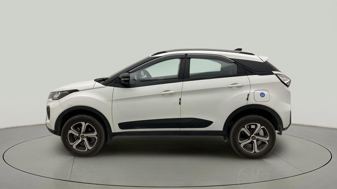2023 Tata NEXON XZA PLUS PETROL, Petrol, Automatic, 13,154 km, Left Side