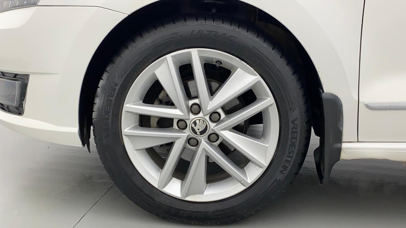 2020 Skoda Rapid STYLE AT TSI, Petrol, Automatic, 88,818 km, Left Front Wheel