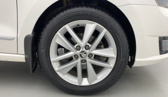 2020 Skoda Rapid STYLE AT TSI, Petrol, Automatic, 88,818 km, Right Front Wheel