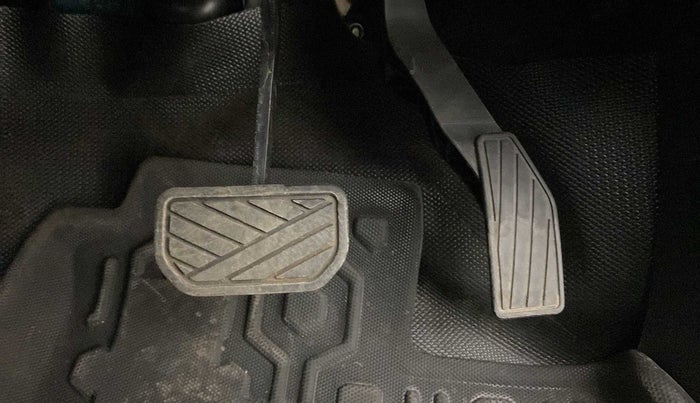 2022 Maruti Alto K10 VXI AMT, Petrol, Automatic, 2,567 km, Pedals