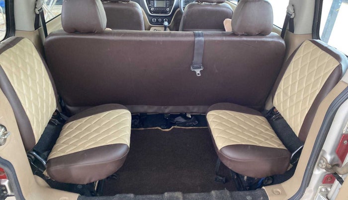 2016 Mahindra TUV300 T8, Diesel, Manual, 64,820 km, Third Seat Row ( optional )