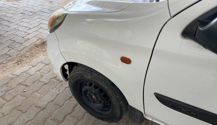 2017 Maruti Alto 800 LXI, Petrol, Manual, 1,11,170 km, Left fender - Lining loose