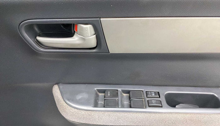 2011 Maruti Swift Dzire VXI, Petrol, Manual, 60,307 km, Driver Side Door Panels Control