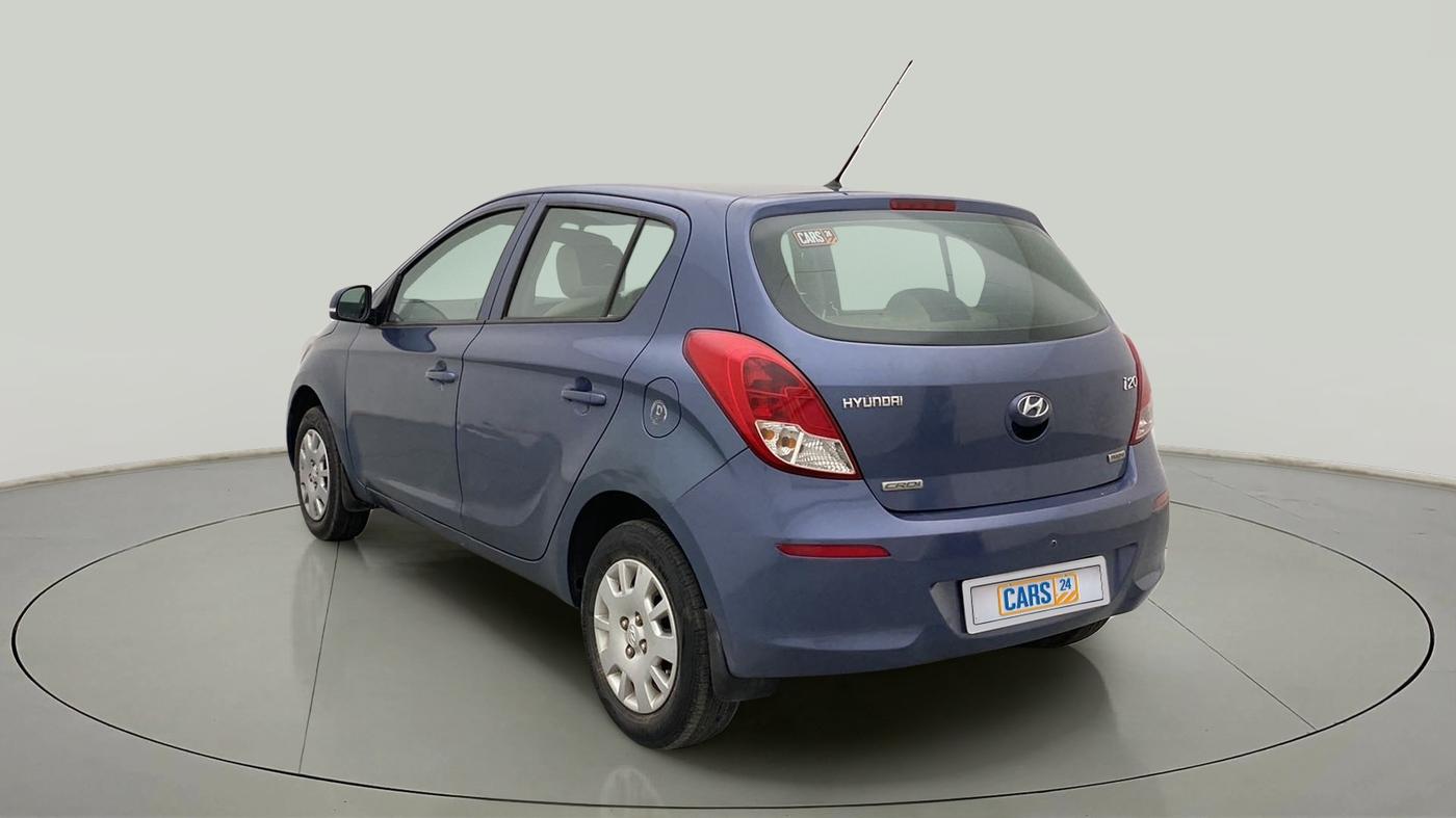 2013 Hyundai i20 MAGNA 1.4 CRDI, Diesel, Manual, 92,145 km, Left Back Diagonal