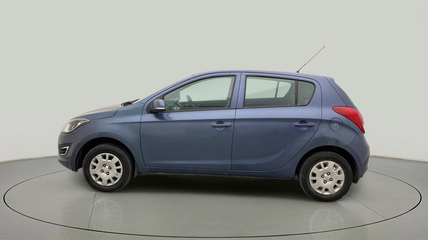 2013 Hyundai i20 MAGNA 1.4 CRDI, Diesel, Manual, 92,145 km, Left Side