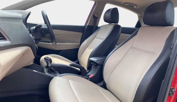2018 Hyundai Verna 1.6 VTVT SX (O) AT, Petrol, Automatic, 61,644 km, Right Side Front Door Cabin