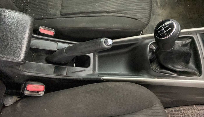 2016 Maruti Baleno ALPHA PETROL 1.2, Petrol, Manual, 89,589 km, Gear Lever