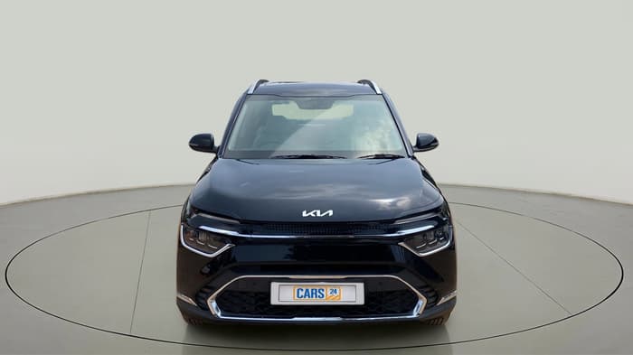 2022 KIA CARENS LUXURY PLUS 1.4 PETROL DCT 6 STR, Petrol, Automatic, 11,956 km, Front