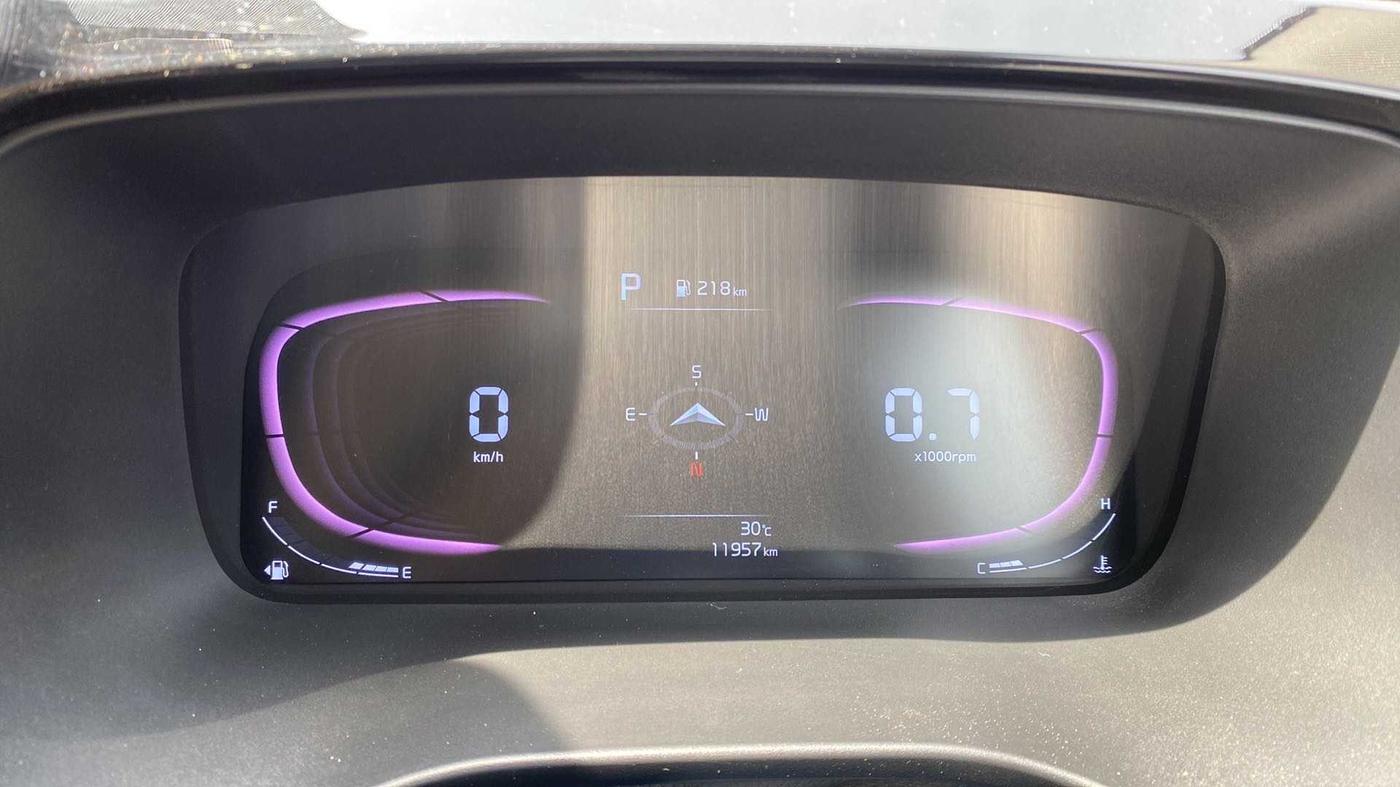 2022 KIA CARENS LUXURY PLUS 1.4 PETROL DCT 6 STR, Petrol, Automatic, 11,956 km, Odometer Image