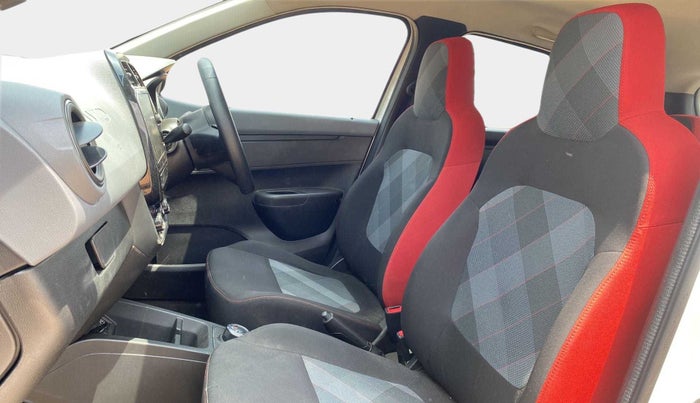 2020 Renault Kwid RXT 1.0 AMT (O), Petrol, Automatic, 33,663 km, Right Side Front Door Cabin