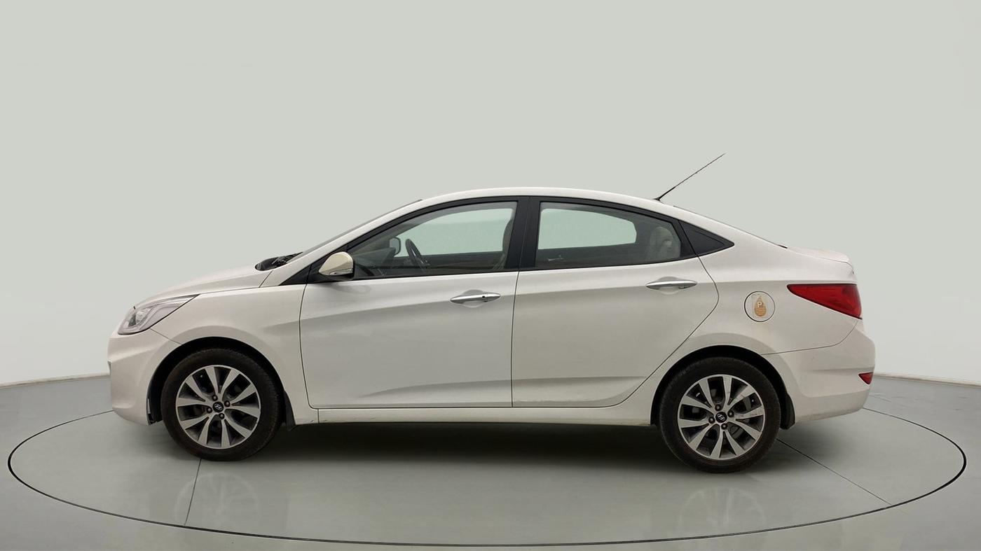 2014 Hyundai Verna FLUIDIC 1.6 VTVT SX OPT, Petrol, Manual, 56,933 km, Left Side