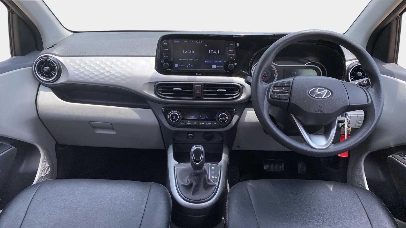 2021 Hyundai GRAND I10 NIOS SPORTZ AMT 1.2 KAPPA VTVT, Petrol, Automatic, 7,695 km, Dashboard
