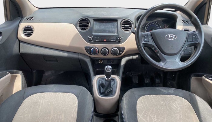 2017 Hyundai Grand i10 SPORTZ 1.2 KAPPA VTVT, Petrol, Manual, 96,375 km, Dashboard