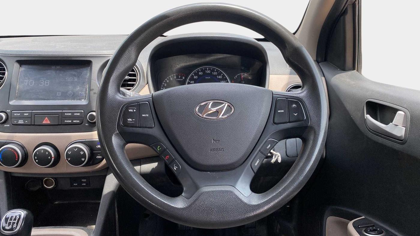 2017 Hyundai Grand i10 SPORTZ 1.2 KAPPA VTVT, Petrol, Manual, 96,375 km, Steering Wheel Close Up