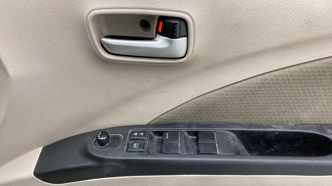 2018 Maruti Celerio ZXI (O), Petrol, Manual, 99,649 km, Driver Side Door Panels Control