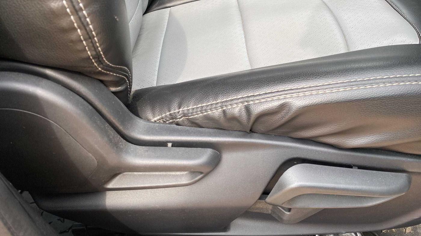 2020 Tata Tiago XZA PLUS PETROL, Petrol, Automatic, 38,930 km, Driver Side Adjustment Panel