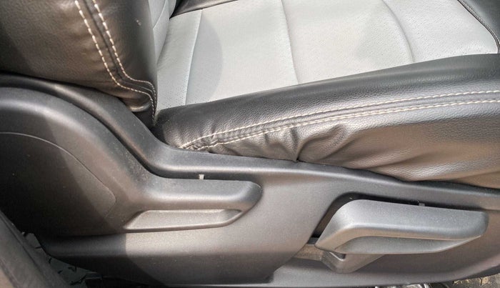 2020 Tata Tiago XZA PLUS PETROL, Petrol, Automatic, 38,930 km, Driver Side Adjustment Panel