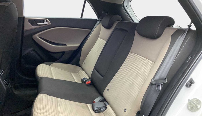 2018 Hyundai Elite i20 ASTA 1.2 (O), Petrol, Manual, 41,117 km, Right Side Rear Door Cabin