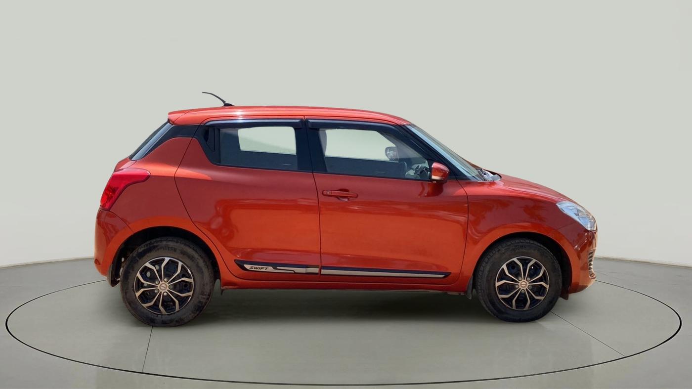 2018 Maruti Swift VXI AMT, Petrol, Automatic, 39,240 km, Right Side View