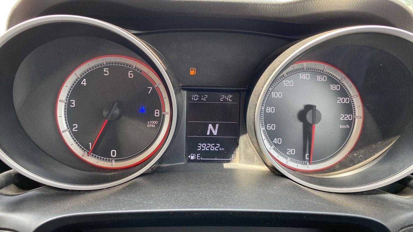 2018 Maruti Swift VXI AMT, Petrol, Automatic, 39,240 km, Odometer Image