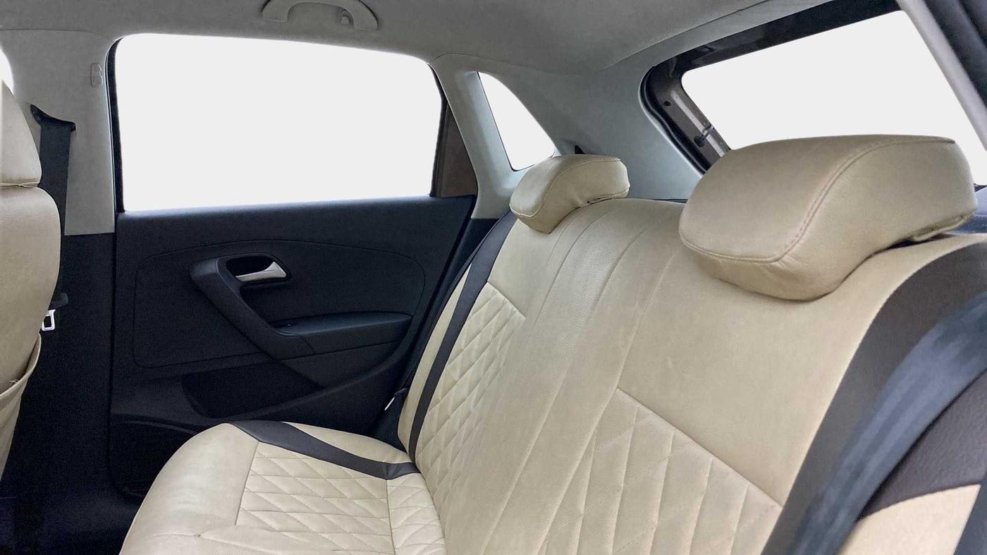 2018 Volkswagen Polo COMFORTLINE 1.0L MPI, Petrol, Manual, 66,847 km, Right Side Rear Door Cabin