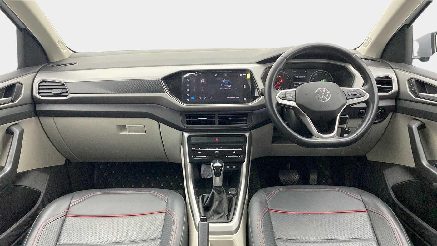 2022 Volkswagen TAIGUN HIGHLINE 1.0 TSI AT, Petrol, Automatic, 32,567 km, Dashboard