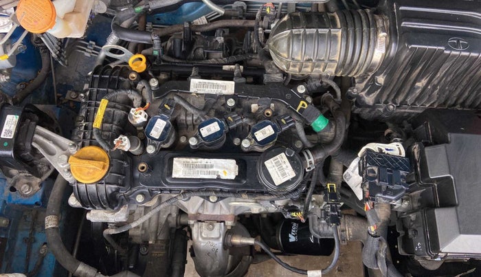 2021 Tata ALTROZ XZ PETROL, Petrol, Manual, 11,459 km, Open Bonet